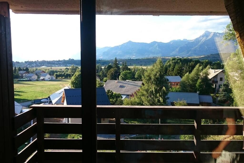 Belle Vue Au Chateau D'Ancelle Bagian luar foto